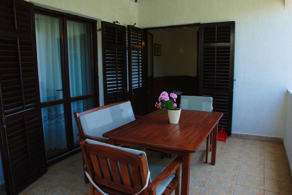 Nada Apartments โปเรช ภายนอก รูปภาพ